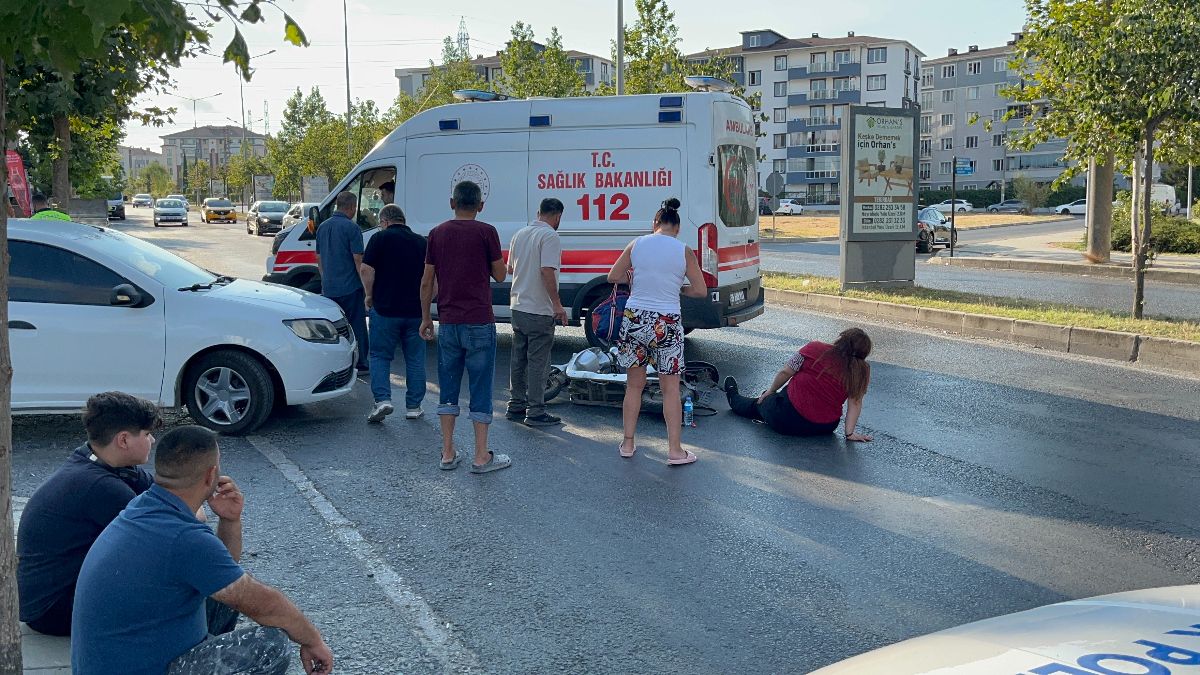Tekirdağ’da ters yönde seyreden bisikletli motosikletle çarpıştı